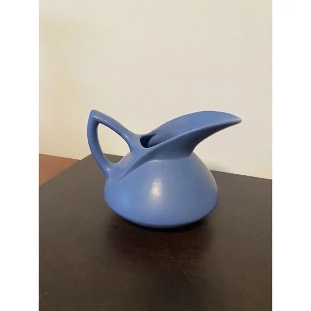 MCM Blue‎ Squat Pitcher 6” Elongated Mouth